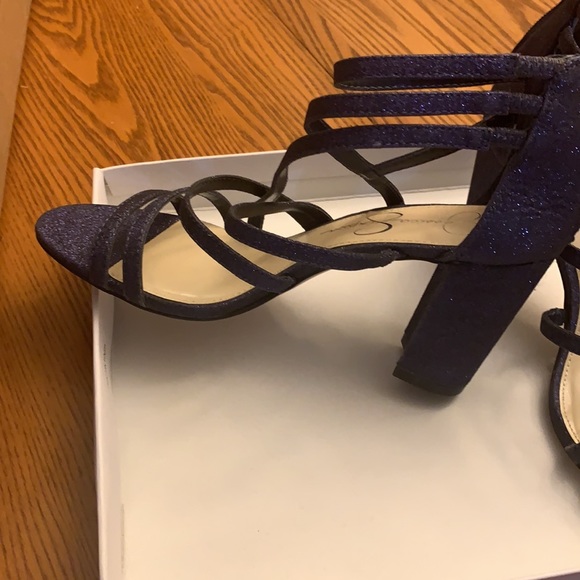 Jessica Simpson 5.5M Navy w/Micro Flash. New - Picture 2 of 6